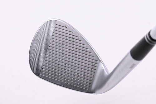 Cleveland CBX Zipcore Sand Wedge / 54 Degree / Wedge Flex Dynamic Gold Spinner