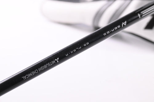 Titleist TSi1 #3 Wood / 15 Degree / Regular Flex Tensei AV Blue 65 Shaft