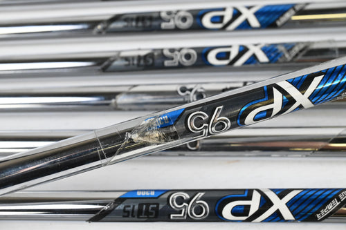 Callaway Steelhead XR Irons / 4-PW+SW / Regular Flex XP 95 R300 Shafts