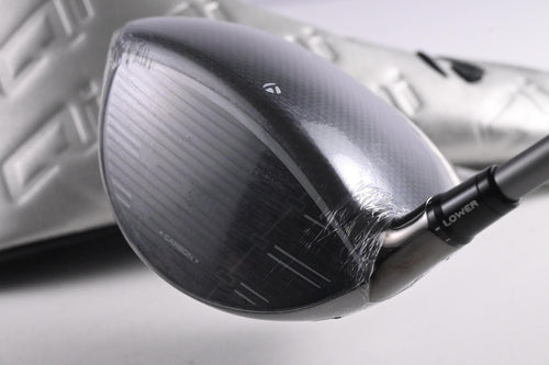 Taylormade Qi35 Driver / 12 Degree / Regular Flex Fujikura Air Speeder 50 Shaft