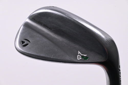 Taylormade Milled Grind 4 Pitching Wedge / 46 Degree / Wedge Flex Dynamic Gold