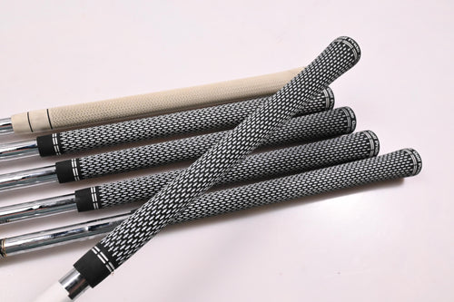 Srixon ZX7 Irons / 4-PW / Regular Flex Dynamic Gold R300 Shafts