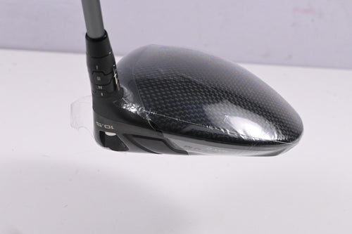 Callaway Quantum Max D Driver / 10.5 Degree / Regular Flex Denali Frost Silver