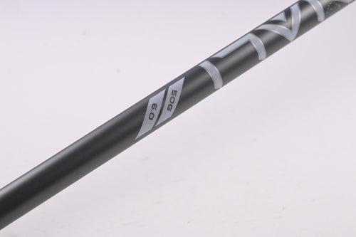 Callaway Quantum Max Driver / 10.5 Degree / Stiff Flex Denali Frost Silver 50