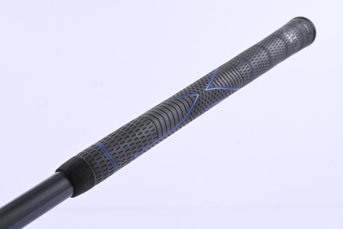 Titleist 915H #2 Hybrid / 18 Degree / Stiff Flex Aldila RIP Phenom 80 Shaft