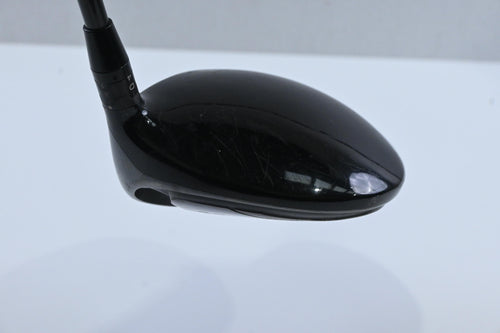 Titleist 915 D3 Driver / 9.5 Degree / Regular Flex Diamana S+ 60 Shaft
