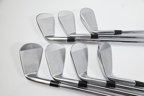 Srixon ZXi7 Irons / 4-PW / Stiff Flex N.S.Pro Modus3 Tour105 Shafts