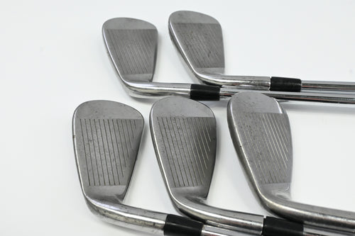 Titleist 712 AP1 Irons / 5-9 / Regular Flex Dynalite Gold XP R300 Shafts