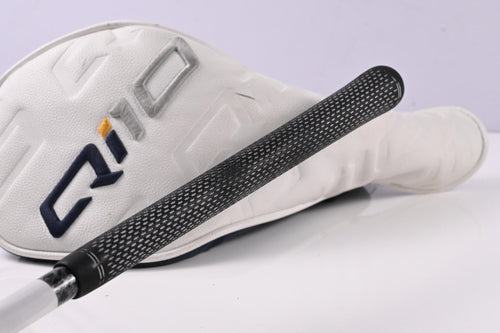 Taylormade Qi10 Driver / 9 Degree / Regular Flex Fujikura Motore Speeder 6 Shaft