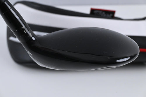 Titleist GT3 #5 Wood / 18 Degree / Stiff Flex Tensei 1K Blue 65 Shaft