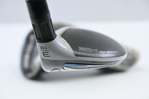 Taylormade SIM Max #3 Hybrid / 19 Degree / Stiff Flex Fujikura Ventus Blue 7