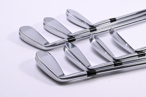 Cobra King Tec 2025 Irons / 5-PW+GW / Stiff Flex Dynamic Gold 105 S300 Shafts