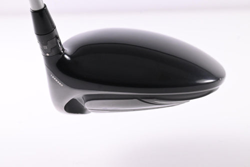 Titleist 915 D2 Driver / 9.5 Degree / Regular Flex Diamana S+ Blue 60 Shaft