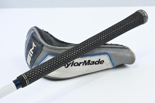 Taylormade SIM Max #4 Hybrid / 22 Degree / Stiff Flex Fujikura Ventus Blue 7