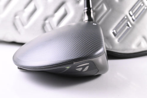 Taylormade Qi35 Driver / 9 Degree / Stiff Flex Kai'li Dark Waves White 60 Shaft