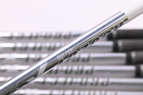Mizuno JPX 923 Tour Irons / 4-PW / X-Flex Project X LZ 125 Shaft