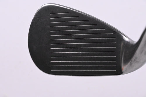 Titleist 718 AP1 Pitching Wedge / 48 Degree / Regular Flex AMT Red R300 Shaft