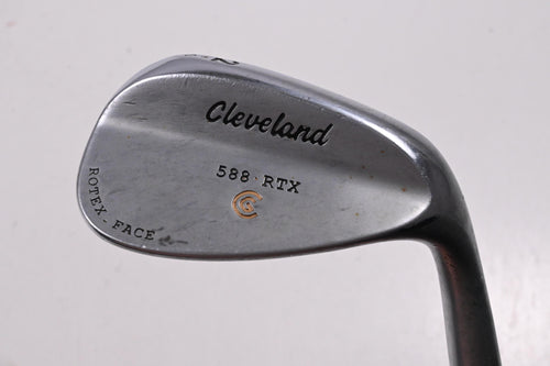 Cleveland 588 RTX Gap Wedge / 52 Degree / Wedge Flex Dynamic Gold Shaft