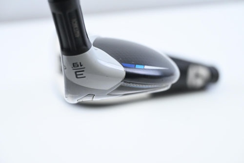 Taylormade SIM2 Max #3 Hybrid / 19 Degree / Regular Flex Fujikura Ventus Blue 6