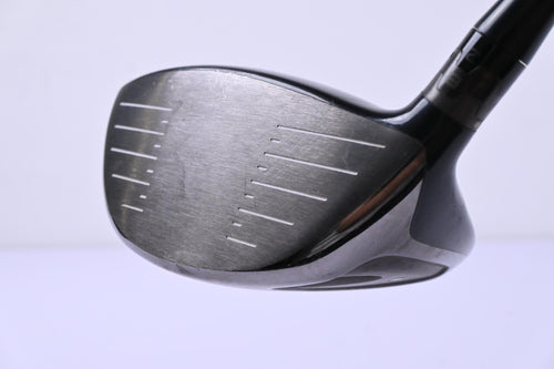 Titleist 910 D2 Driver / 9.5 Degree / Stiff Flex Diamana Kai'li 65 Shaft
