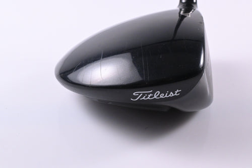 Titleist 915 D2 Driver / 8.5 Degree / Stiff Flex Aldila RIP'D NV 65 Shaft
