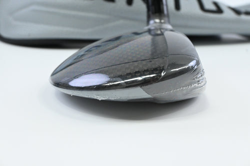 Callaway Quantum Max #5 Wood / 18 Degree / Regular Flex Denali Frost Silver 60