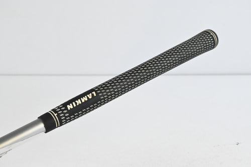 Titleist TS1 Driver / 10.5 Degree / Regular Flex MMT SpeedMesh 40 Shaft