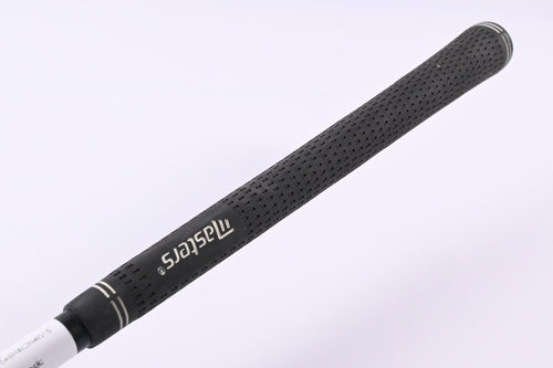 Titleist 915 D2 Driver / 8.5 Degree / Stiff Flex Aldila RIP'D NV 65 Shaft