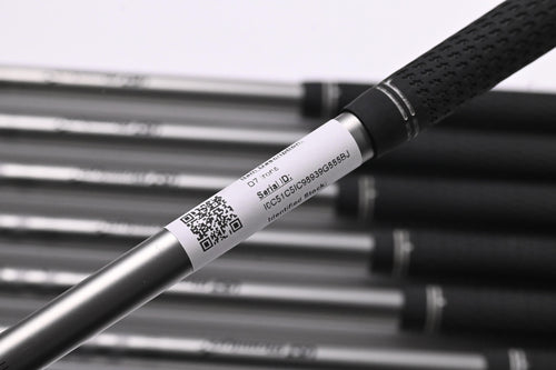 Wilson D7 Irons / 5-PW+SW / Regular Flex UST Recoil 460 Shafts
