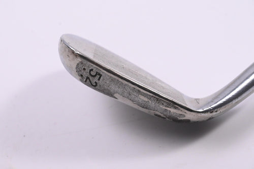 Cleveland REG.588 Precision Forged Gap Wedge / 52 Degree / Wedge Flex Steel