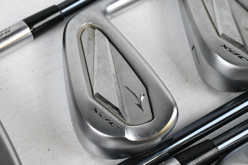 Mizuno JPX 925 Forged Irons / 5-PW+GW / Regular Flex UST Recoil Dart 60 Shafts