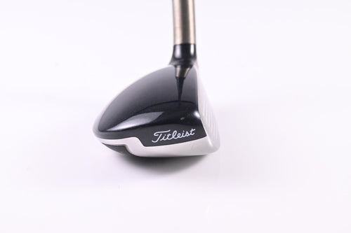 Titleist 909H #3 Hybrid / 19 Degree / Stiff Flex Aldila VooDoo Shaft