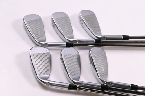 Ping G425 Irons / 5-PW / Black Dot / Regular Flex Recoil ES 780 Shafts