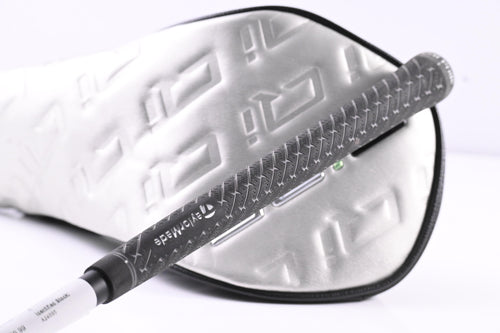 Taylormade Qi35 LS Driver / 9 Degree / Stiff Flex Kai'li White Dark Waves 60