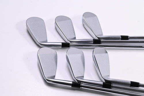 Srixon ZXi5 Irons / 5-PW / Regular Flex NS Pro Modus 3 Tour 115 Shafts