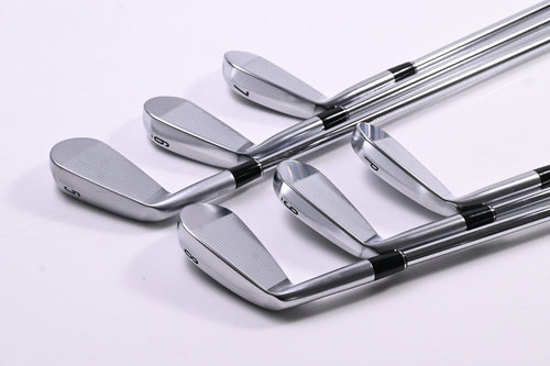 Srixon ZXi5 Irons / 5-PW / Regular Flex NS Pro Modus 3 Tour 115 Shafts