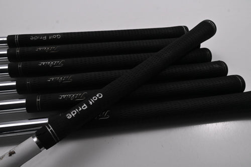 Titleist AP2 2008 Irons / 5-PW+GW / Regular Plus Flex Project X Precision Shafts