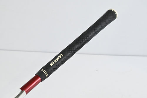 Titleist 909 D2 Driver / 9.5 Degree / Stiff Flex Grafalloy ProLite Shaft
