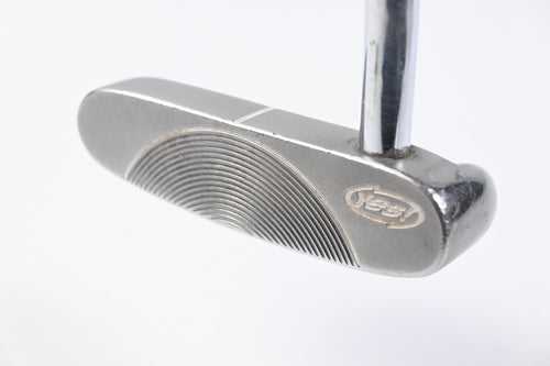 Yes! C-Groove Marilyn Putter / 33 Inch