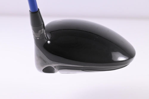 Titleist 915 D3 Driver / 8.5 Degree / Stiff Flex Diamana S+ Blue 62 Shaft