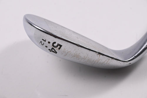 Cleveland 588 RTX Sand Wedge / 54 Degree / Wedge Flex Dynamic Gold Shaft