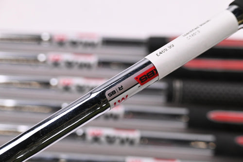Taylormade SIM2 Max Irons / 5-PW+SW / Regular Flex KBS MAX MT 85 Shafts