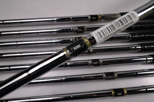 Mizuno MX-200 Irons / 4-PW+GW / Regular Flex Dynalite Gold XP R300 Shafts