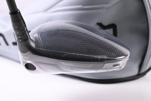 Callaway Quantum Max Driver / 10.5 Degree / Regular Flex Vanquish 4 Shaft