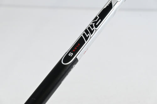 Taylormade R11 #4 Wood / 17 Degree / Stiff Flex Fujikura Blur 70 Shaft