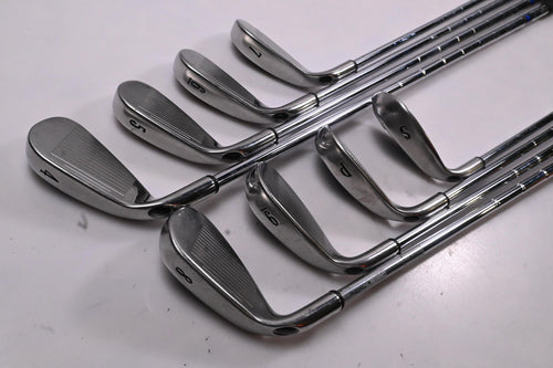 Callaway X-22 Irons / 4-PW+SW / UniFlex Callaway Shafts