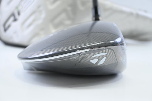 Taylormade Qi35 Max Lite Driver / 10.5 Degree / Senior Flex Vanquish 4 Shaft