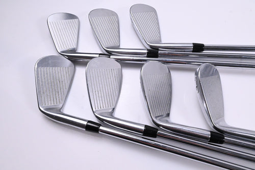 Titleist CB 620 Irons / 4-PW / Regular Flex AMT Red R300 Shafts