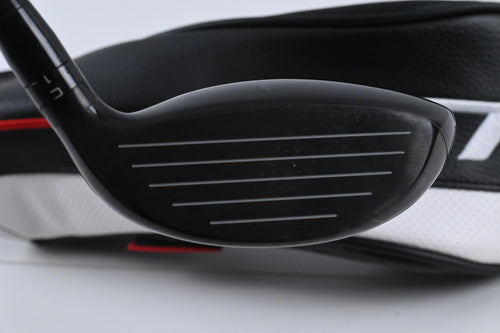 Left Hand Titleist GT2 #3 Wood / 13.5 Degree / Stiff Flex MMT SpeedMesh 40