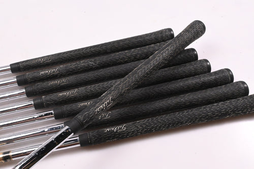 Titleist DCI 990 Irons / 3-PW / Regular Flex Dynamic Gold R300 Shafts